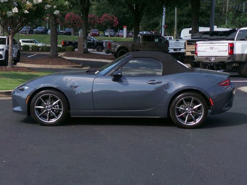 Certified 2021 MAZDA MX-5 Miata Grand Touring RWD image 5
