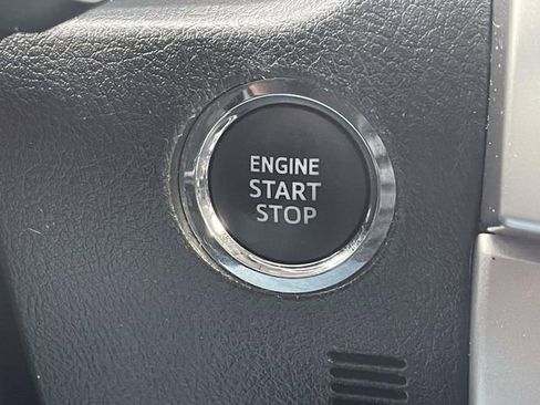 Used 2022 Toyota 4Runner SR5 Premium AWD/4WD image 25