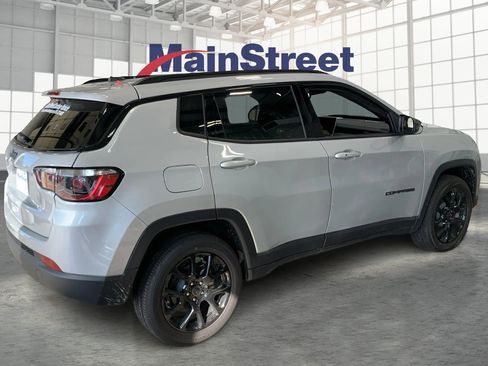 New 2026 Jeep Compass Latitude AWD/4WD image 5