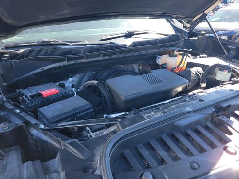 Used 2023 Chevrolet Silverado 1500 ZR2 w/ Technology Package image 28