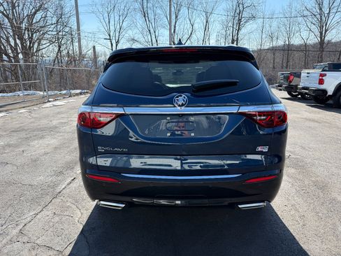 Used 2023 Buick Enclave Essence w/ Experience Buick Package image 4