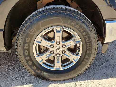 Used 2023 Ford F150 Lariat AWD/4WD image 7