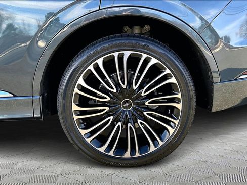 Used 2021 Lincoln Aviator Black Label w/ Dynamic Handling Package image 35