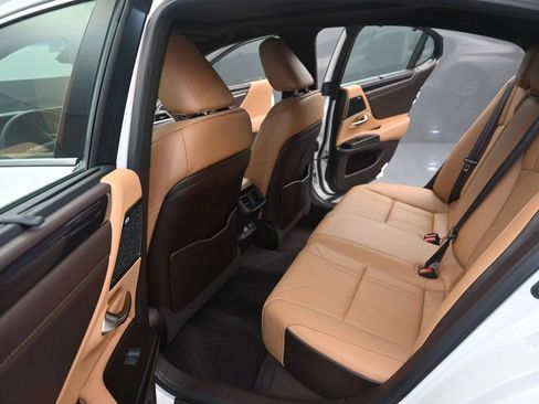 Used 2019 Lexus ES 350 Ultra Luxury w/ Accessory Package FWD image 12