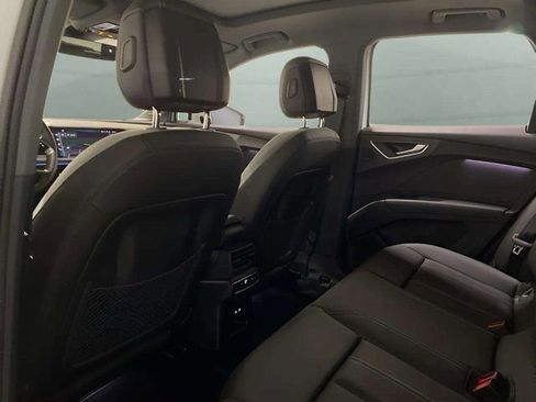 Used 2024 Audi Q4 e-tron Prestige image 72