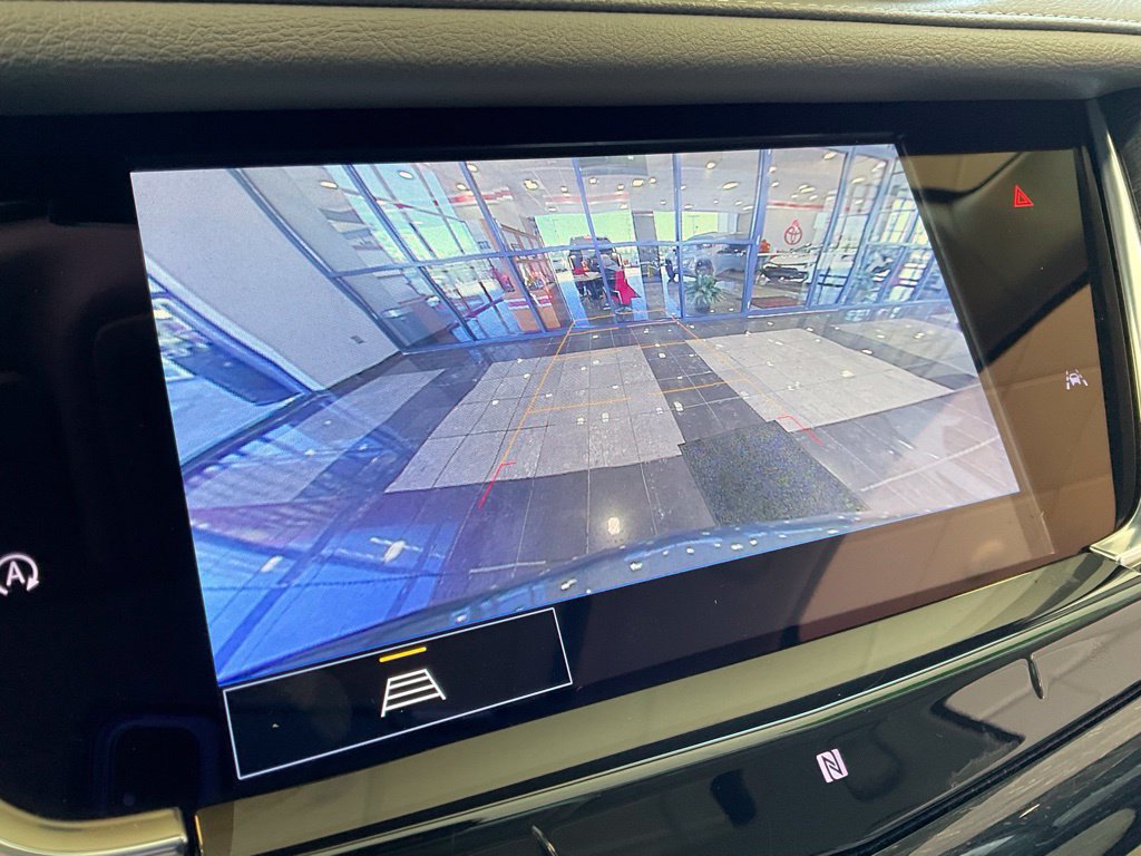 Used 2021 Cadillac XT6 Premium Luxury AWD/4WD image 17