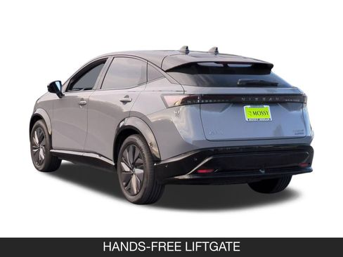 Used 2024 Nissan Ariya Platinum + image 7