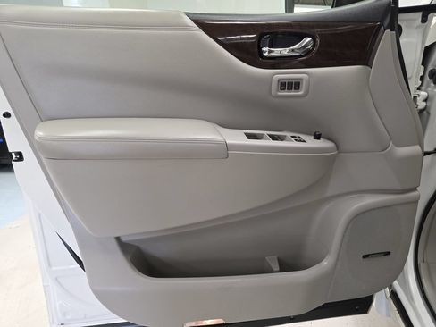 Used 2013 Nissan Quest LE w/ Protection Pkg FWD image 25