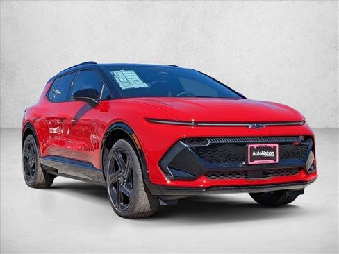 New 2026 Chevrolet Equinox EV RS image 3