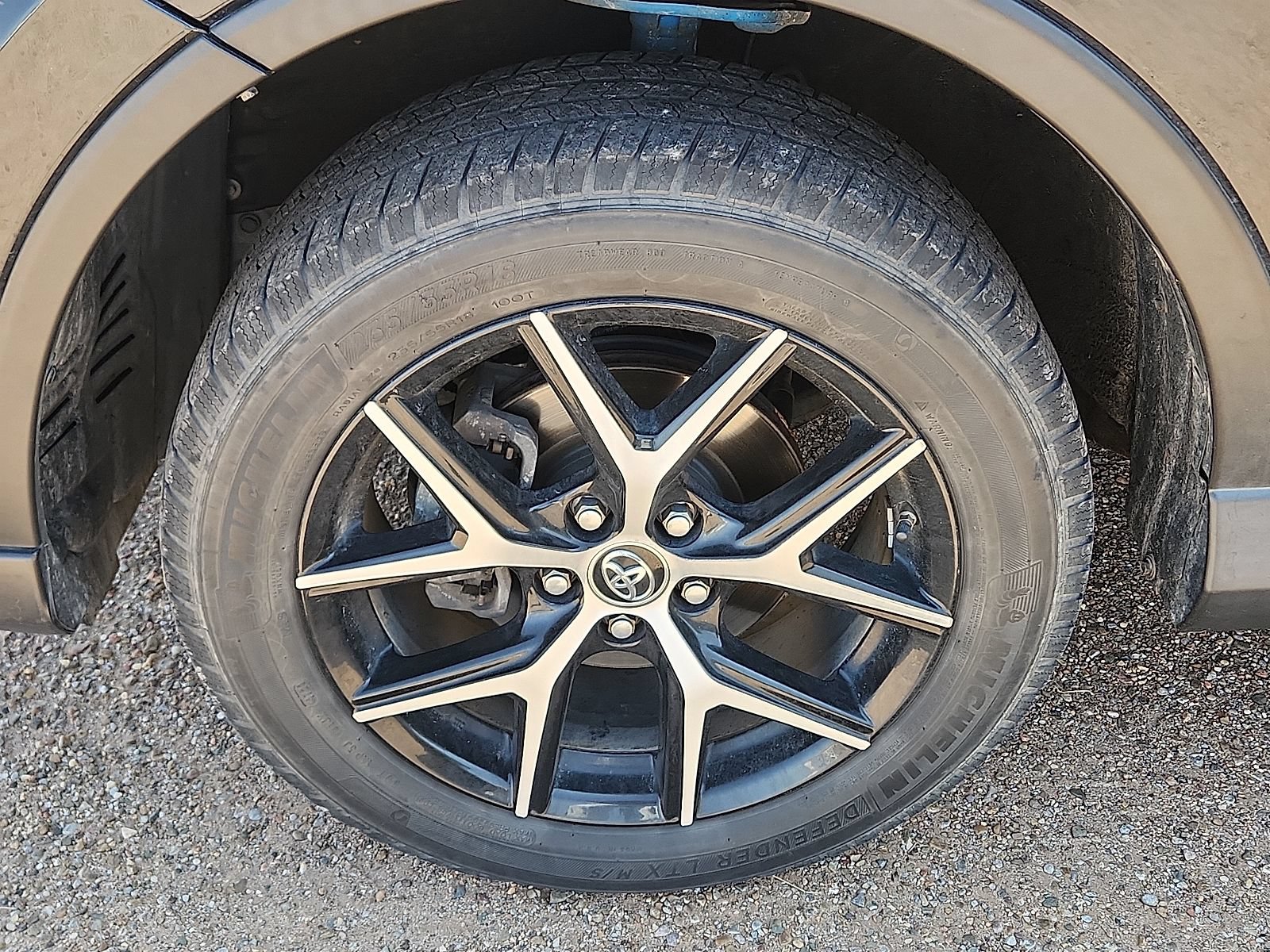 Used 2017 Toyota RAV4 SE w/ Power Extra Value Package FWD image 7
