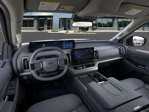 New 2026 Ford Expedition Max Active AWD/4WD image 9
