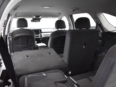 Used 2021 Kia Sorento LX image 25