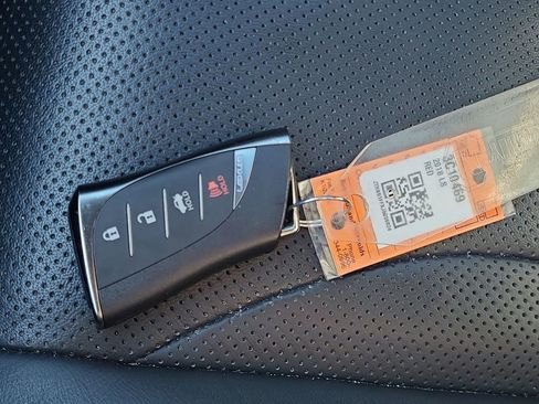 Used 2018 Lexus LS 500 image 37