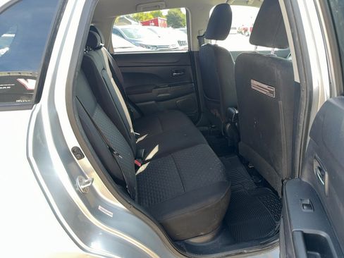 Used 2011 Mitsubishi Outlander Sport SE AWD/4WD image 18