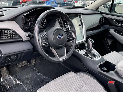 Used 2024 Subaru Outback Premium image 18