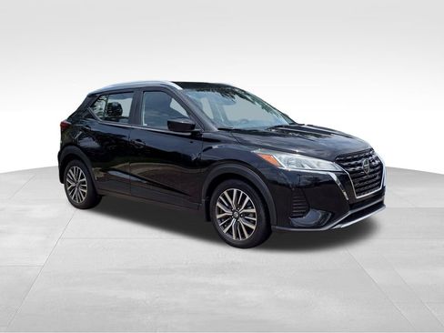 Used 2021 Nissan Kicks SV FWD image 8