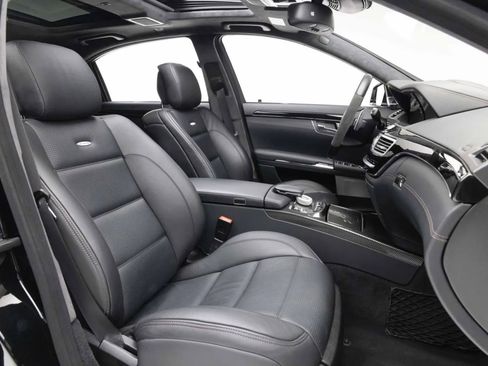 Used 2012 Mercedes-Benz S 63 AMG image 4