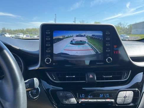 Used 2021 Toyota C-HR Nightshade image 8