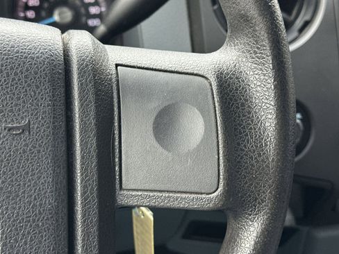 Used 2016 Ford F250 XL w/ Power Equipment Group image 21