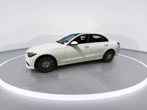 Used 2024 Mercedes-Benz C 300 Sedan image 4