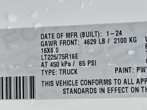 Used 2024 RAM ProMaster 2500 w/ Safety Group FWD image 17