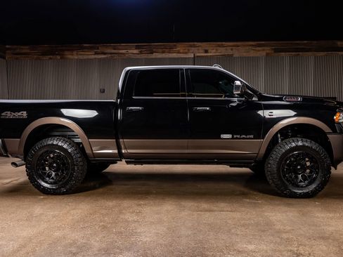 Used 2019 RAM 2500 Limited image 11
