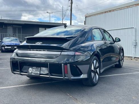 Used 2024 Hyundai Ioniq 6 SE RWD image 7