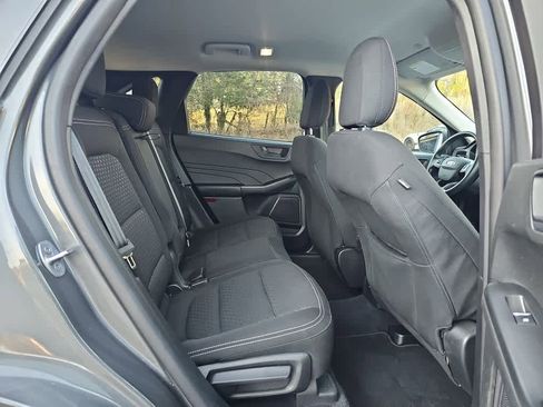 Used 2023 Ford Escape Active image 24