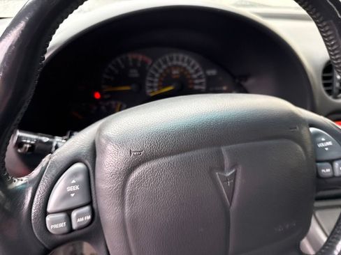 Used 1995 Pontiac Firebird Trans Am RWD image 10