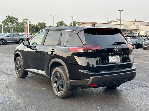 New 2026 Nissan Rogue SV w/ Cold Weather Package AWD/4WD image 6