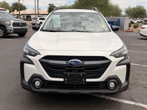 Certified 2025 Subaru Outback Premium AWD/4WD image 8