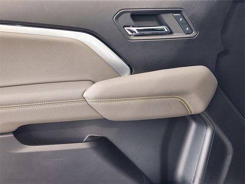 Certified 2024 Chevrolet Colorado ZR2 w/ Safety Package image 23