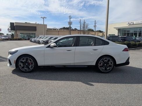 New 2026 BMW 530i xDrive w/ Executive Package image 7