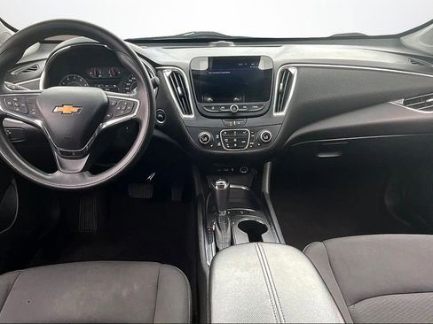 Used 2020 Chevrolet Malibu LT image 7