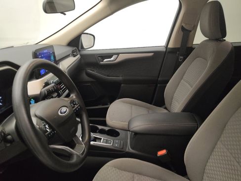 Used 2020 Ford Escape SE FWD image 17