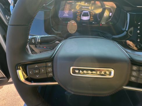 Used 2024 Jeep Wagoneer Launch Edition w/ Trailer Tow Group image 28