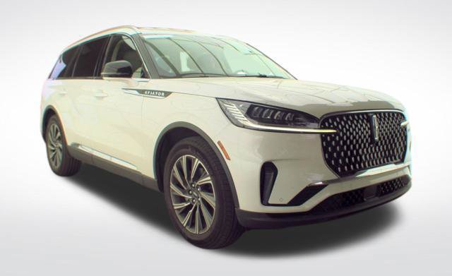 Used 2026 Lincoln Aviator AWD image 10