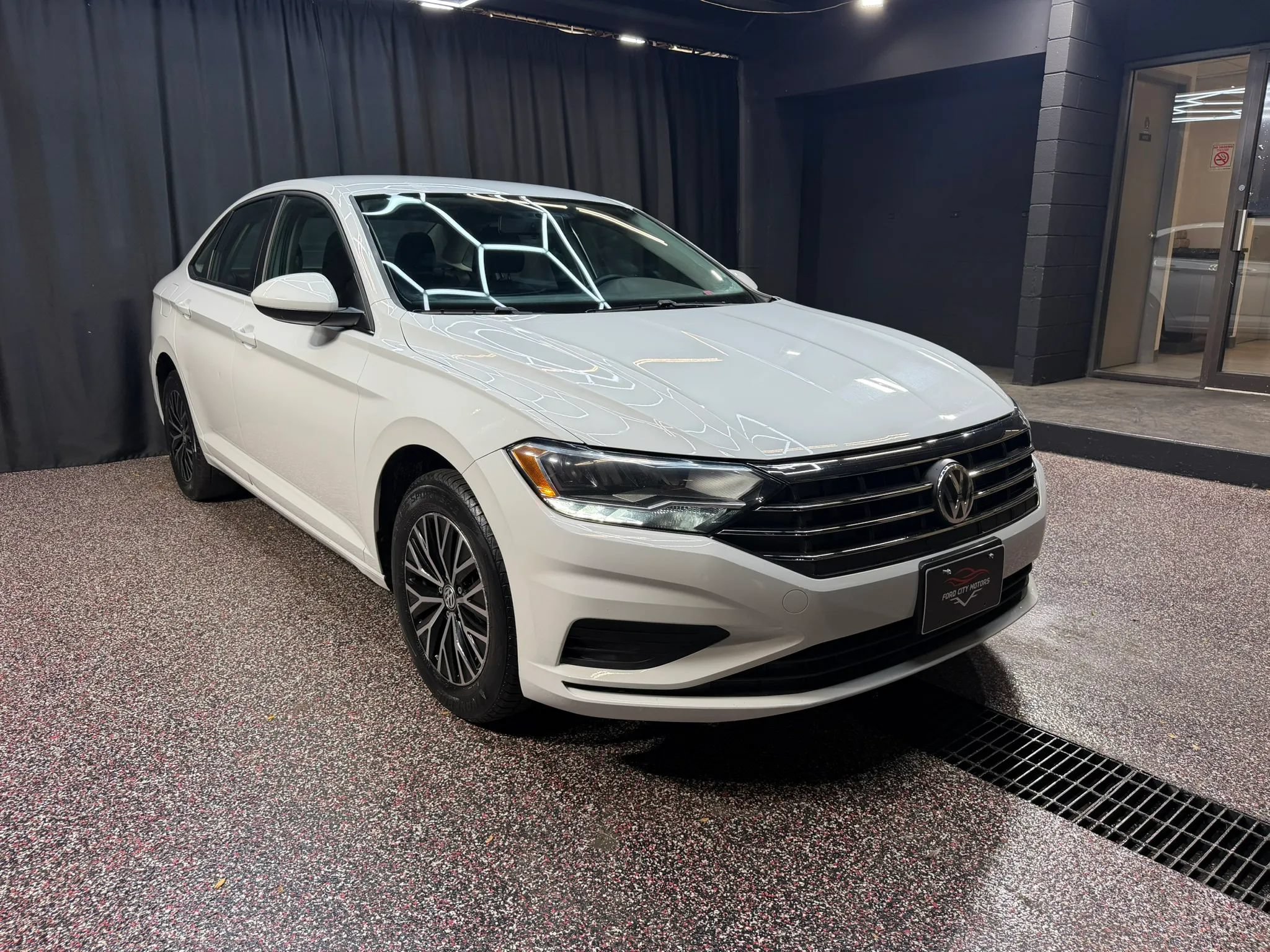 Used 2021 Volkswagen Jetta SE FWD image 10