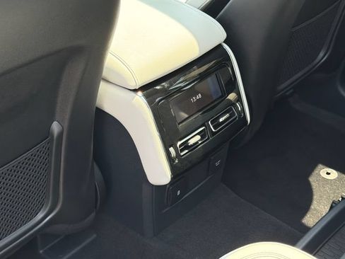 New 2026 Lincoln Aviator AWD w/ Jet Appearance Package image 22