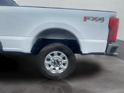 Used 2024 Ford F250 XLT AWD/4WD image 25