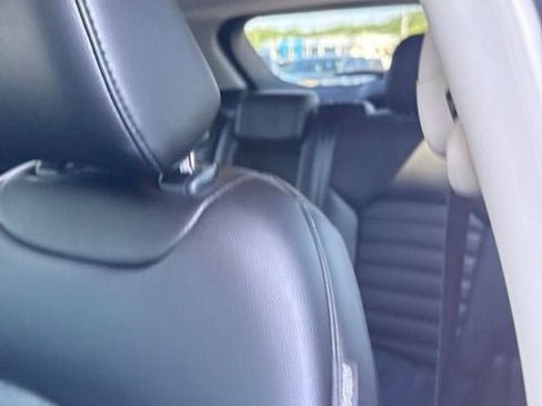 Used 2022 Ford Edge SEL AWD/4WD image 21