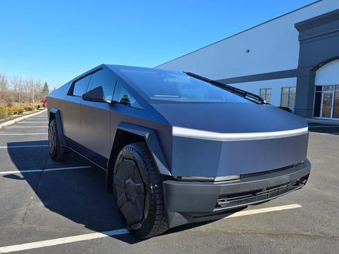 Used 2025 Tesla Cybertruck AWD Crew Cab image 65