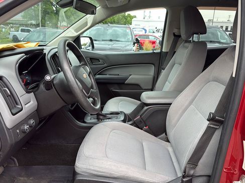 Used 2016 Chevrolet Colorado W/T w/ WT Convenience Package AWD/4WD image 9