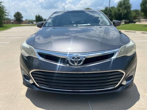 Used 2014 Toyota Avalon XLE Premium FWD image 3