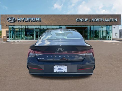 New 2026 Hyundai Elantra SEL Sport Premium FWD image 6