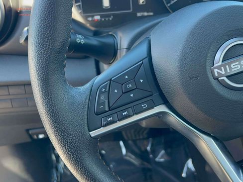 Used 2023 Nissan Kicks SR w/ SR Premium Package FWD image 22