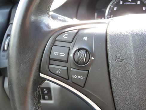 Used 2016 Acura MDX SH-AWD image 24