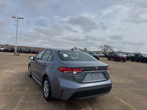 Used 2024 Toyota Corolla LE image 19