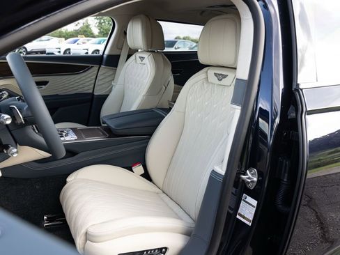 New 2026 Bentley Flying Spur Plug-In Hybrid AWD/4WD image 31