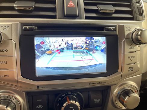 Used 2017 Toyota 4Runner SR5 Premium AWD/4WD image 25